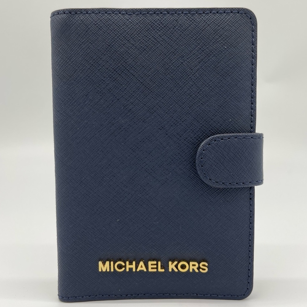 Michael Kors Passport Cover Case
